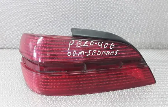 Peugeot 406 Rear/tail lights 9630365077