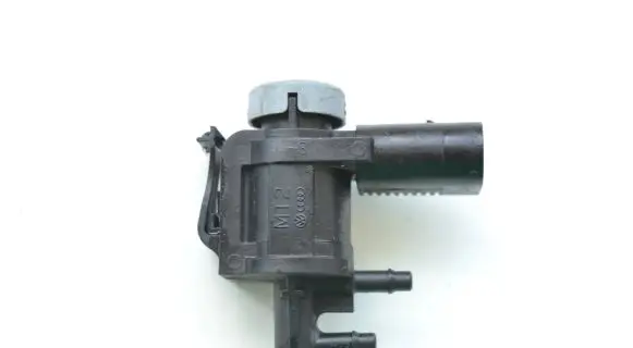 Audi A6 S6 C7 4G Turbo solenoid valve 1K0906283A
