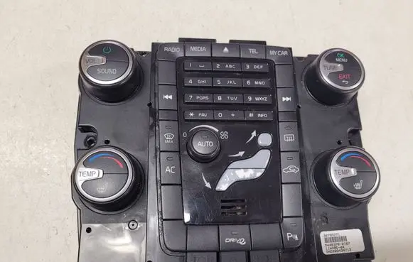 Volvo S80 Climate control unit 30795271 M4483700167 11W48E04