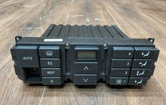 Mercedes-Benz C W202 Climate control unit 2028300785 W2028300785