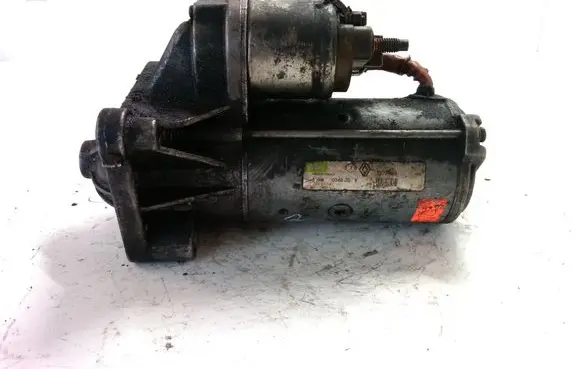Renault Laguna II Starter motor 8200331251 D7R49