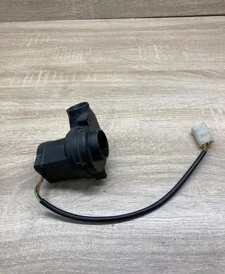 BMW 5 E39 Engine control unit/module fan 1745182 013002831