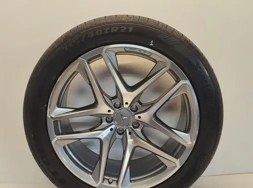 R16 alloy rim