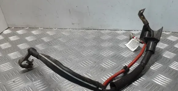 Positive cable (battery)