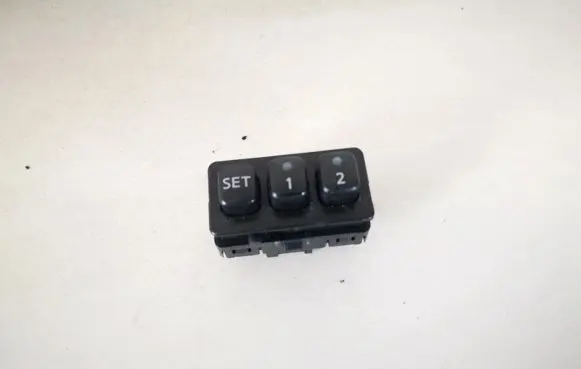 Nissan Murano Z50 Seat control switch 