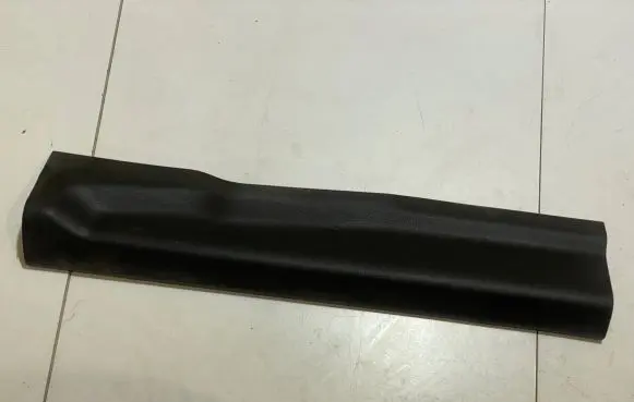 Ford Mustang VI Front sill trim cover FR3B6313201AFW