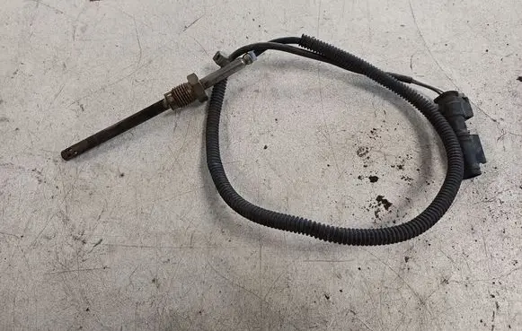 Mercedes-Benz C AMG W204 Exhaust gas temperature sensor A0009058804