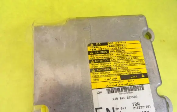 Toyota Auris 150 Airbag control unit/module 215537101 215537-101