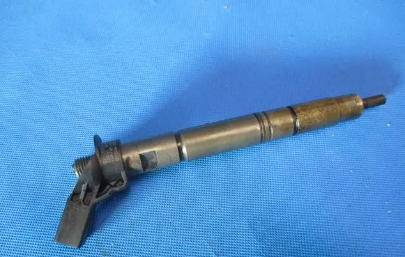 Fuel injector