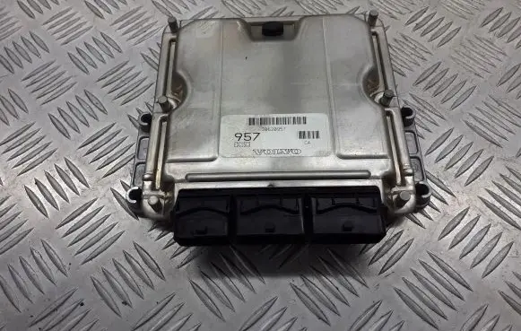 Volvo S40 Engine control unit/module ECU 30620957