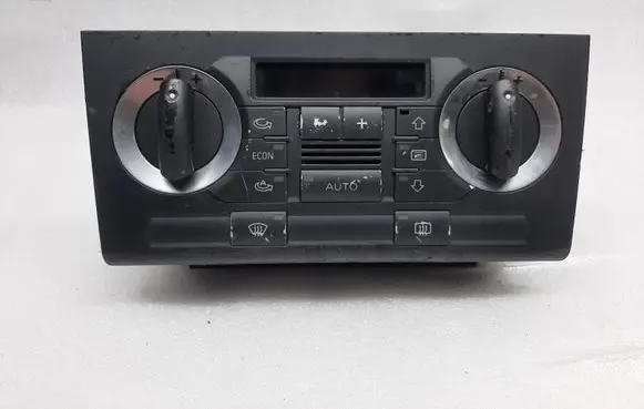 Audi A3 S3 8P Climate control unit 8P0820043D