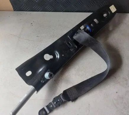Volvo XC90 Front seatbelt 6008818L0R