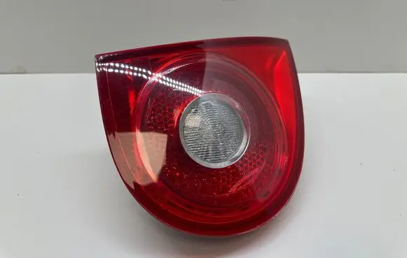 Volkswagen Golf V Tailgate rear/tail lights 1K6945093F