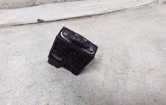 Opel Vivaro Headlight level height control switch 8200379685 7700841235