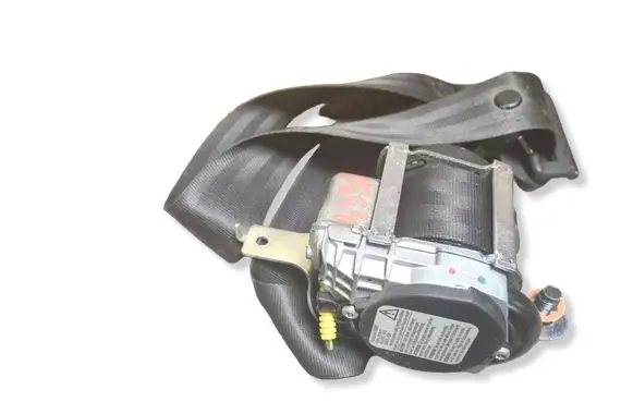 KIA Ceed Front seatbelt 608613600B 0437032