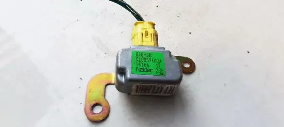 Mazda Premacy Airbag deployment crash/impact sensor C10057KD0A 1E16A47