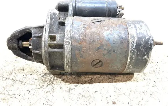 BMW 5 E34 Starter motor 0001311100