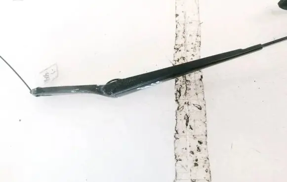 Volvo S40 Front wiper blade arm 8623160