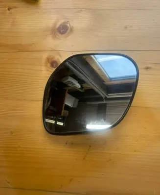 Toyota Land Cruiser J250 Wing mirror glass 8312 SR1400