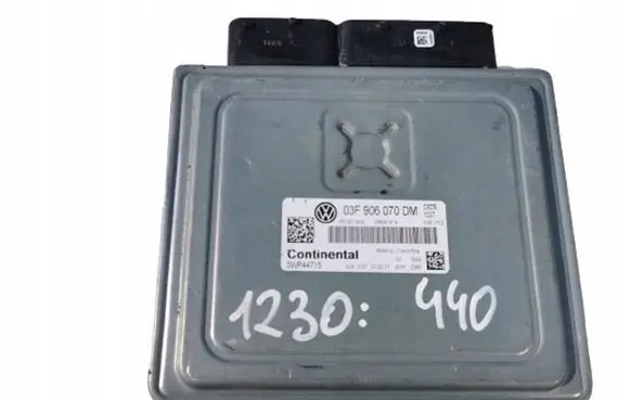 Volkswagen PASSAT B8 Engine control unit/module ECU 5WP44715