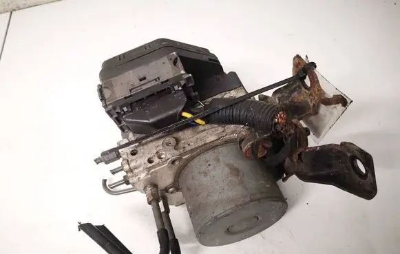 Mazda 6 ABS Pump 1338004451