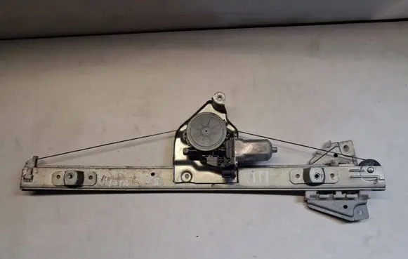Suzuki Grand Vitara II Front window lifting mechanism without motor 8343065J00 2621003520