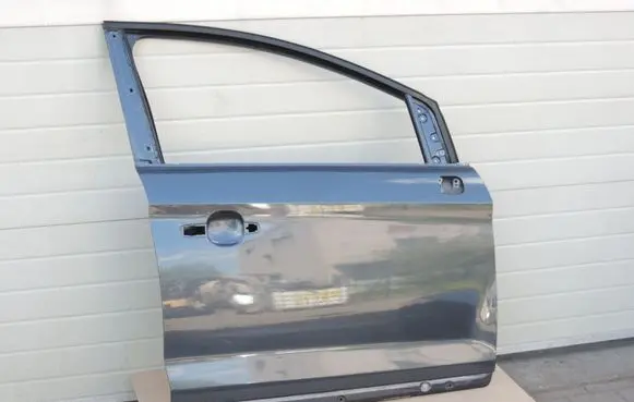 Ford Kuga I Front door P8V41S20124AC