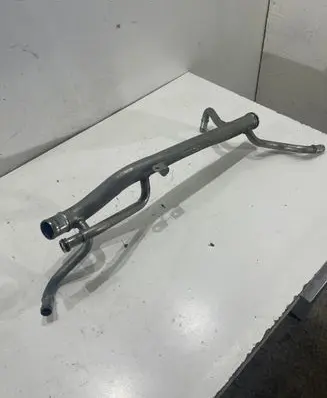 Volvo XC60 Engine coolant pipe/hose