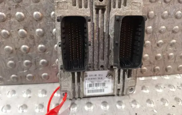 Fiat 500 Engine control unit/module S25053413 51829843 IAW5SF8.MR