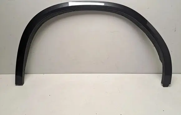 BMW X4 G02 Rear arch trim 8071013