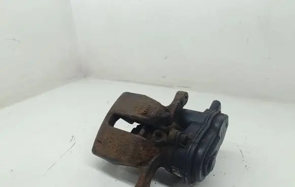 Audi A5 8T 8F Rear brake caliper 32335478