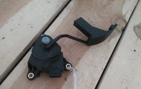 Nissan Qashqai Accelerator throttle pedal IMPRK1558569