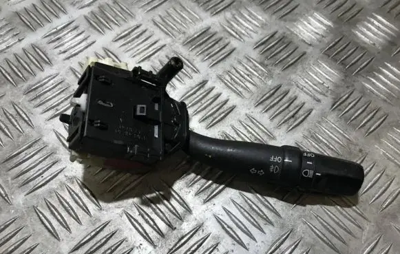 Toyota Corolla Verso AR10 Indicator stalk 173650a 84140-05100
