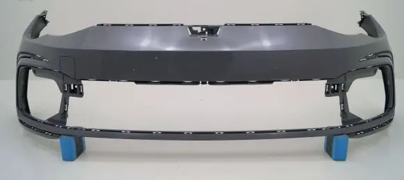 Volkswagen Golf VIII Front bumper