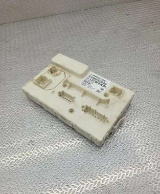 Mercedes-Benz E A207 Convertible roof control unit A2079006500