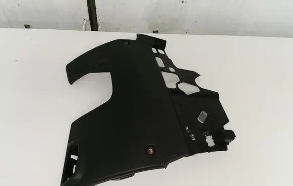 Dashboard lower bottom trim panel