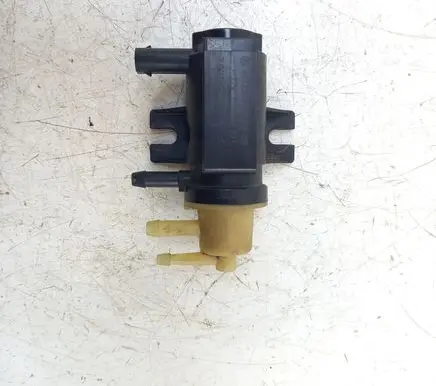 Mercedes-Benz E W212 Turbo solenoid valve A0091533128 13T101 70078208