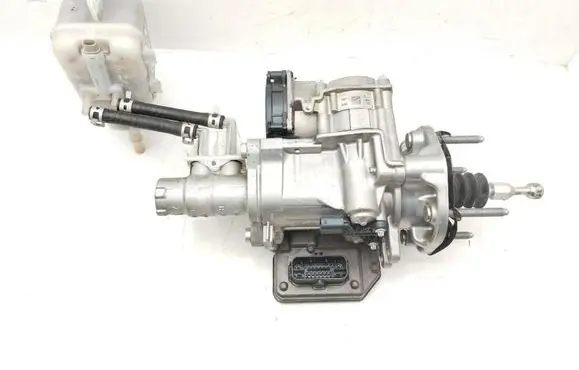 Chrysler Pacifica Master brake cylinder 68240033AJ