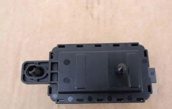 BMW X1 F48 F49 Door central lock control unit/module 8706502