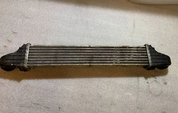 Mercedes-Benz E W211 Intercooler radiator A2115001002 2115001002