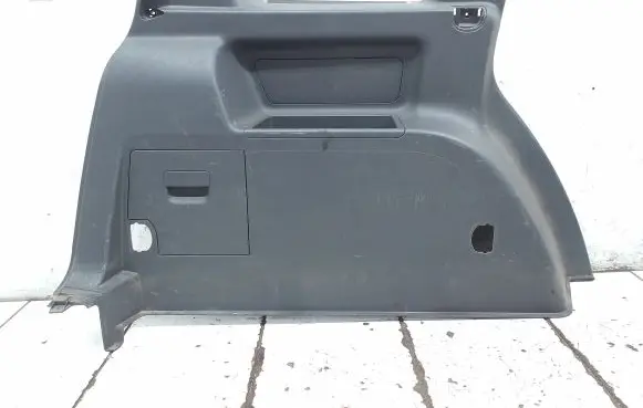 Volkswagen Touran I Trunk/boot side trim panel 1T0867035031 1T0867035