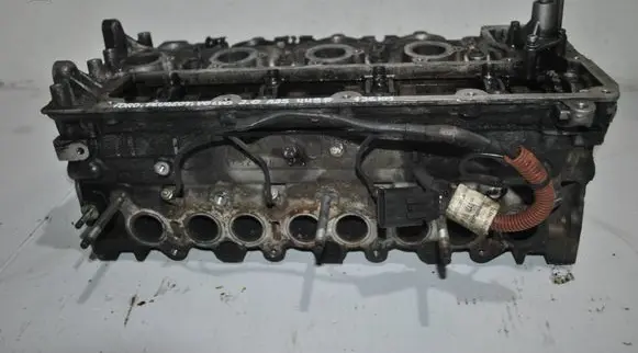 Ford Focus Rocker cam cover 9642645380 9641752610