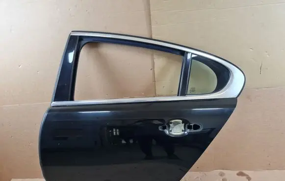 Jaguar XF X250 Rear door