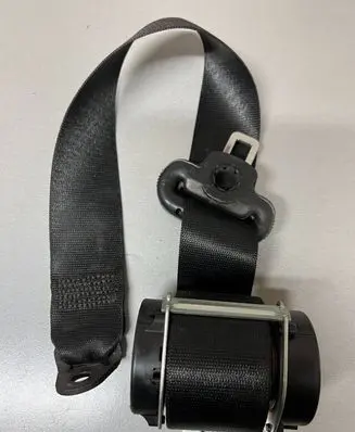 Mitsubishi Colt Rear seatbelt A4548600705 11032005 MN100299