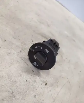 Passenger airbag on/off switch