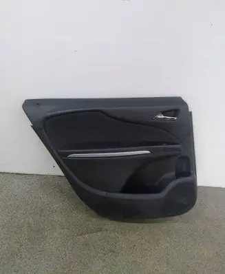 Opel Zafira C Front door card panel trim