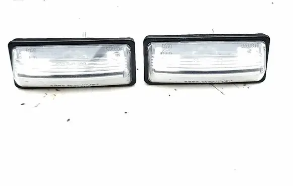 Nissan Juke II F16 Number plate light A098009