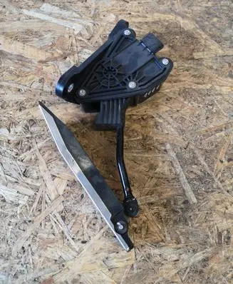 Honda Civic Accelerator throttle pedal JM08B PA66GF30 17800SMGT000