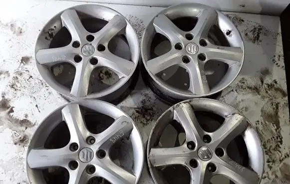 Suzuki SX4 R16 alloy rim 