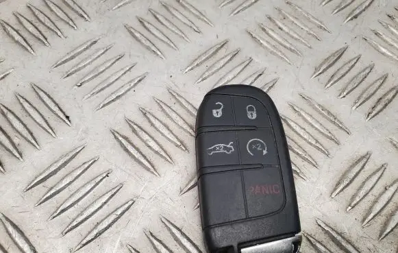Dodge Challenger Ignition key/card 